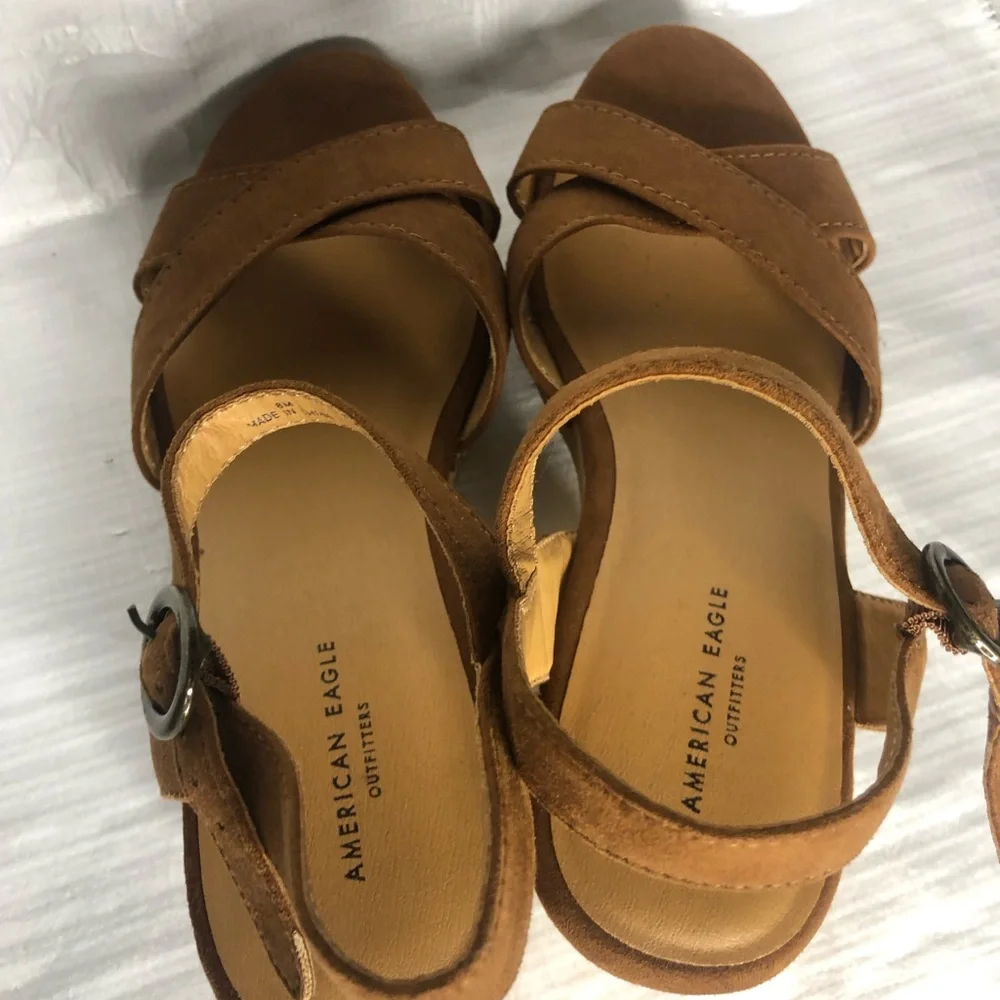 American Eagle Womens‎ Platform Sandals 8 Brown Wooden Chunky Heel Retro